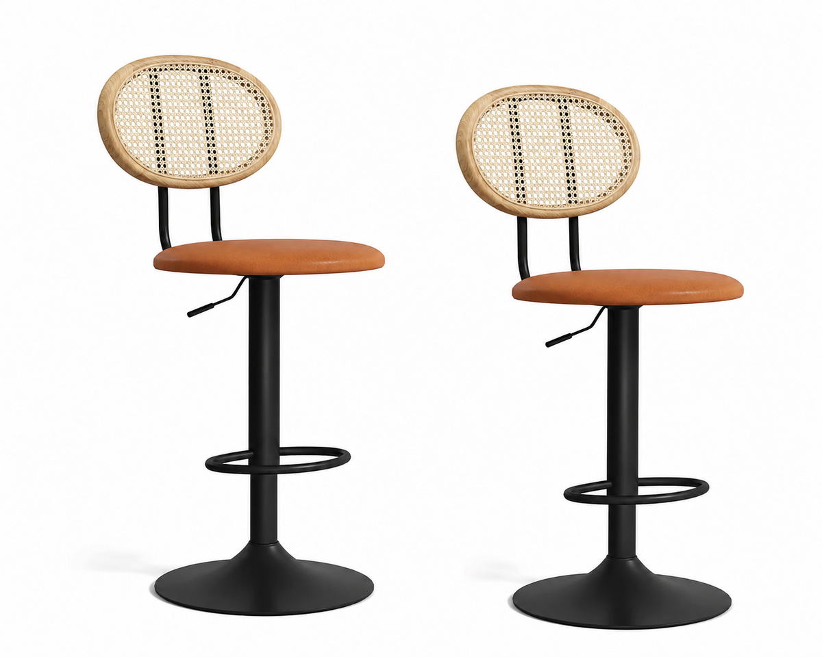 Lot de 2 tabourets de bar dossier rotin, hauteur réglable et repose-pieds.